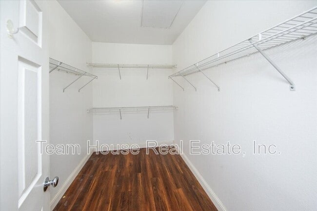 Building Photo - 27274 Arbor Pl