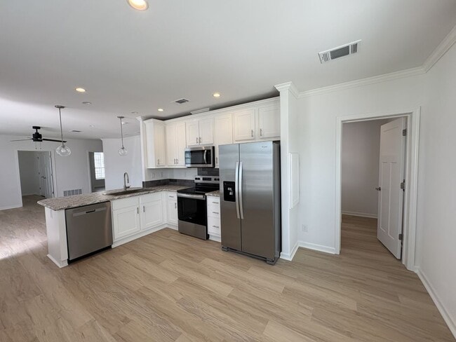 Building Photo - 1646 Voyager Dr
