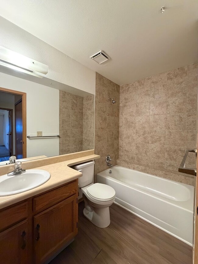 Building Photo - 6486 McNichols Ct