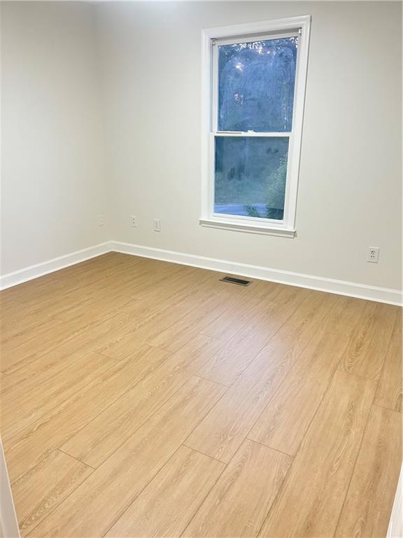 Building Photo - 3590 Chamblee Gap Rd