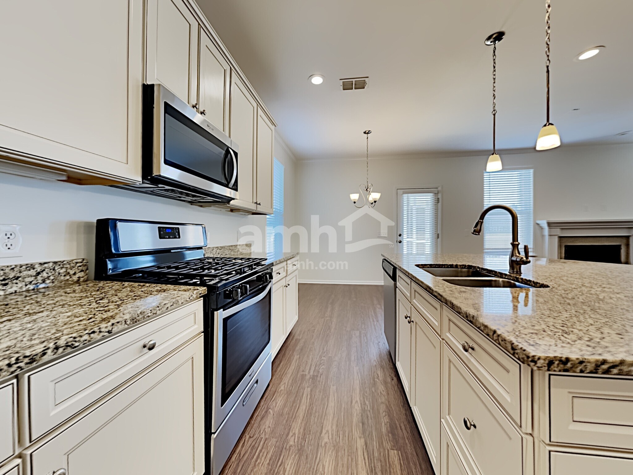 Building Photo - 108 Basket Grass Ln