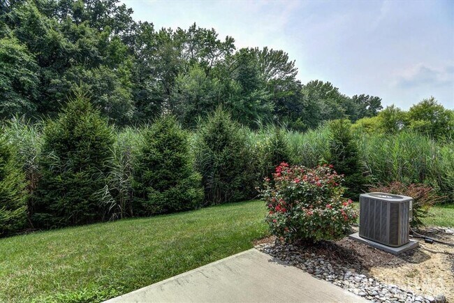 Building Photo - 90 Morgan Way