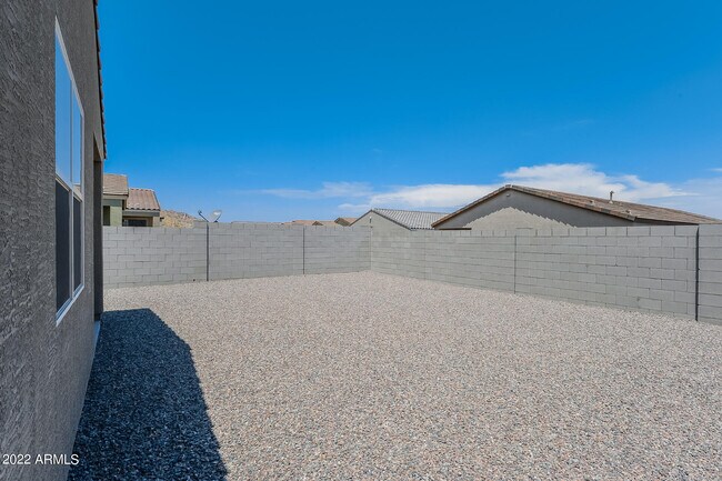 Building Photo - 4426 Greenleaf Dr