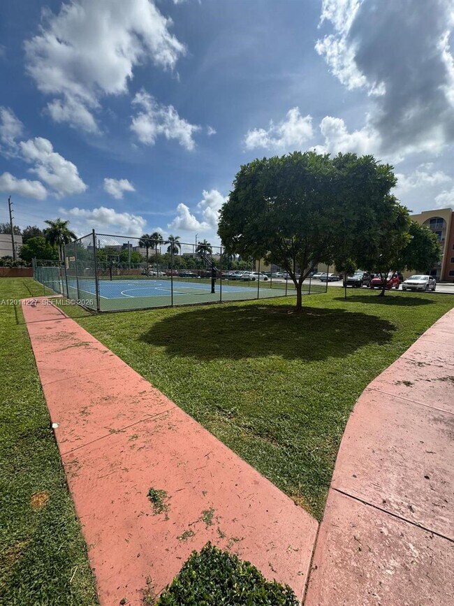 Building Photo - 7010 NW 186th St