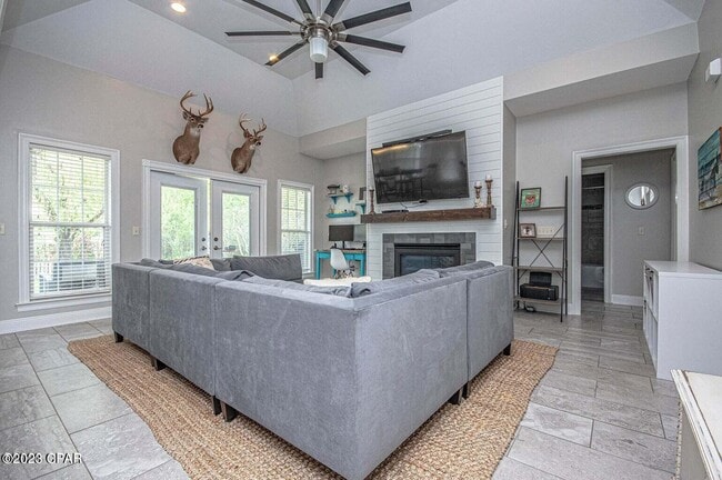 Building Photo - 12237 Lyndell Plantation Dr