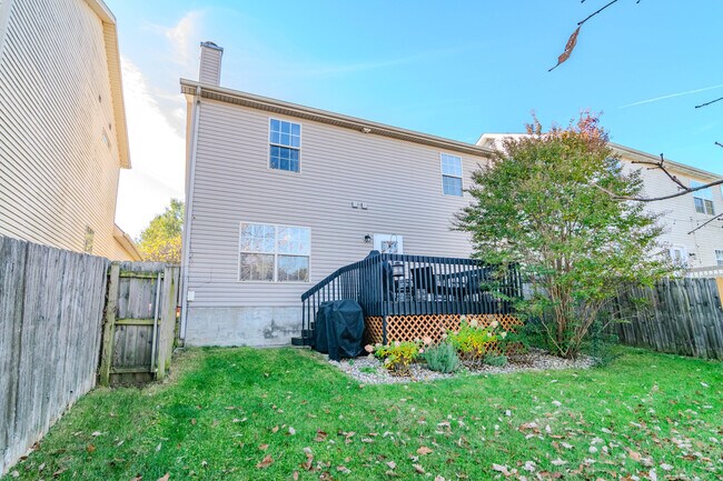 Building Photo - 3041 Sewanee Ln