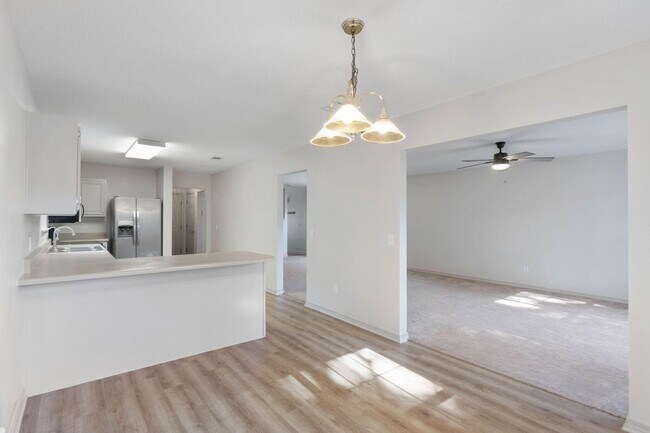 Building Photo - Turn-Key 3 Bed, 2.5 Bath Two-Story Home – ...