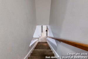 Building Photo - 8715 Starcrest Dr