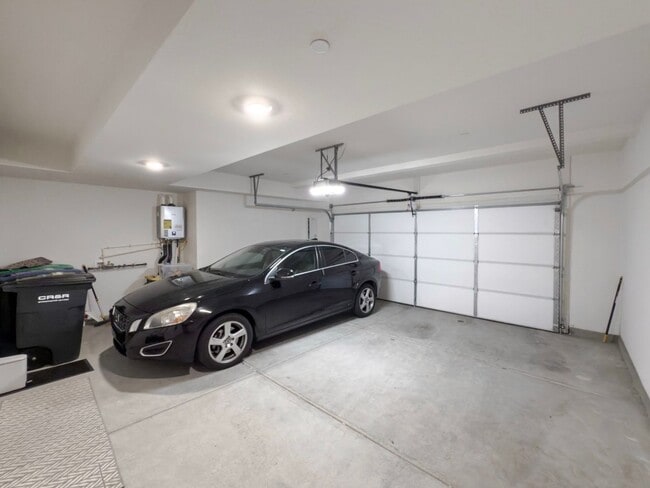 Building Photo - ~ UNIQUE FIND ~ New Construction SOLAR Hom...