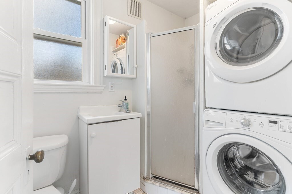 Building Photo - 27 Ellery St