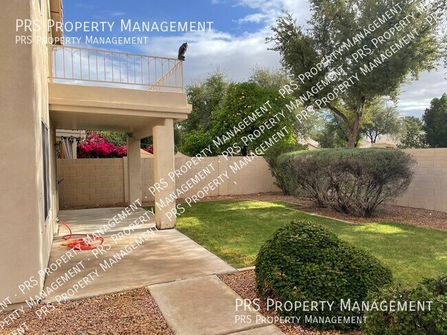 Building Photo - 925 S Scallop Dr