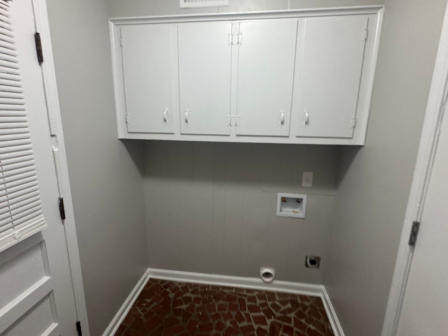 Building Photo - 4344 Walnut Hill Dr