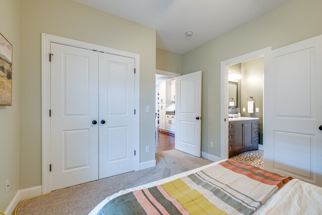 Building Photo - 1403 Arthur Ave