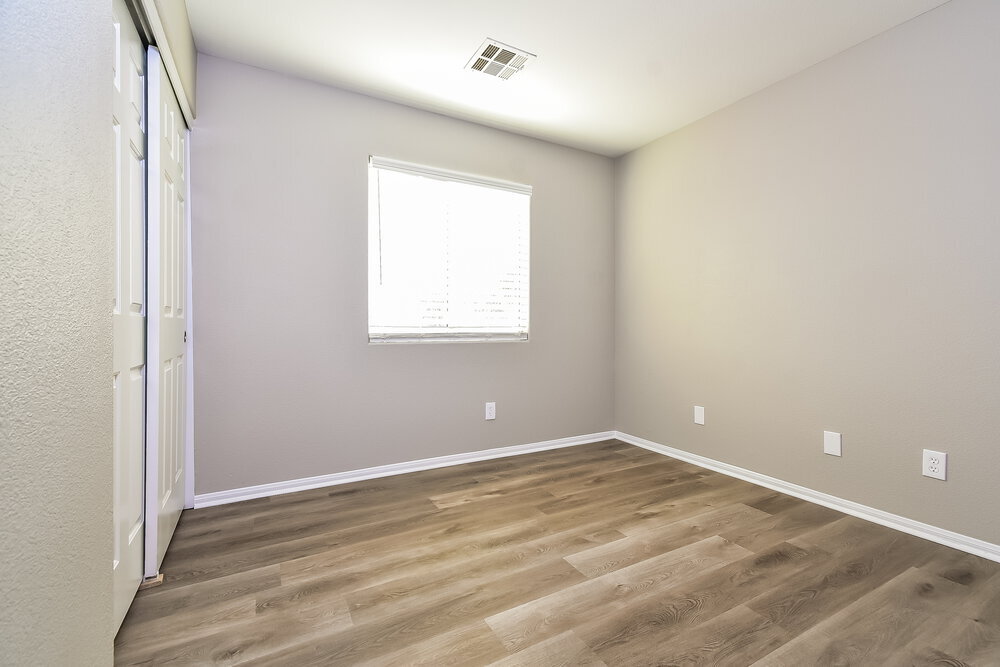 Building Photo - 8429 Shady Pines Dr