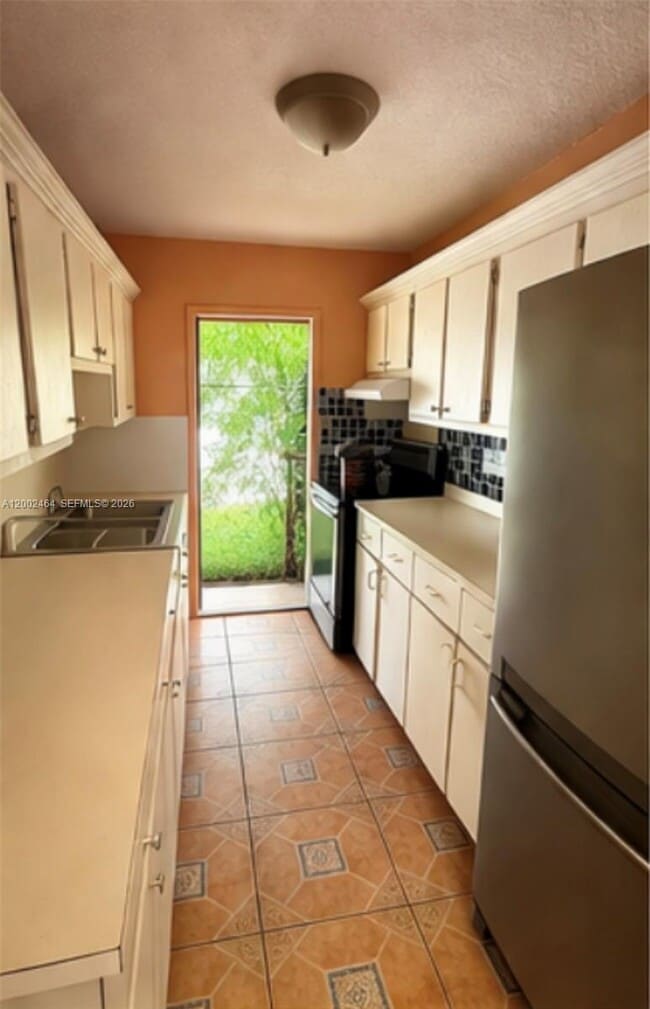 Building Photo - 185 NW 82nd St