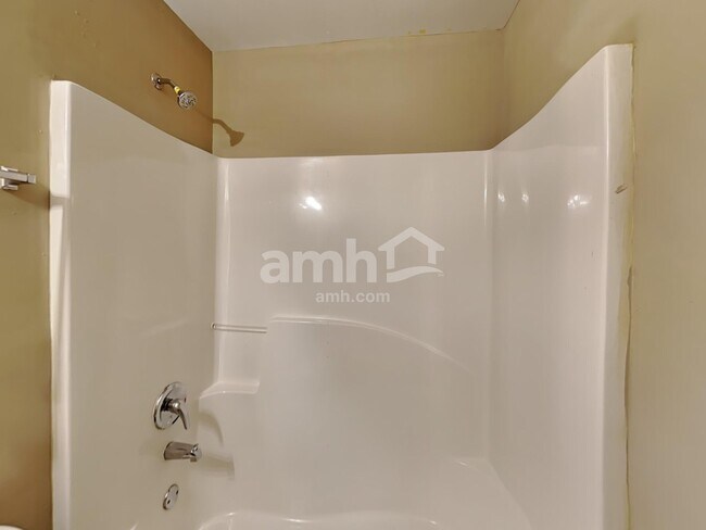 Building Photo - 191 Southwind Ln