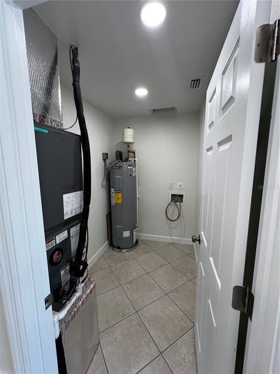 Building Photo - 137 175th Terrace Dr E