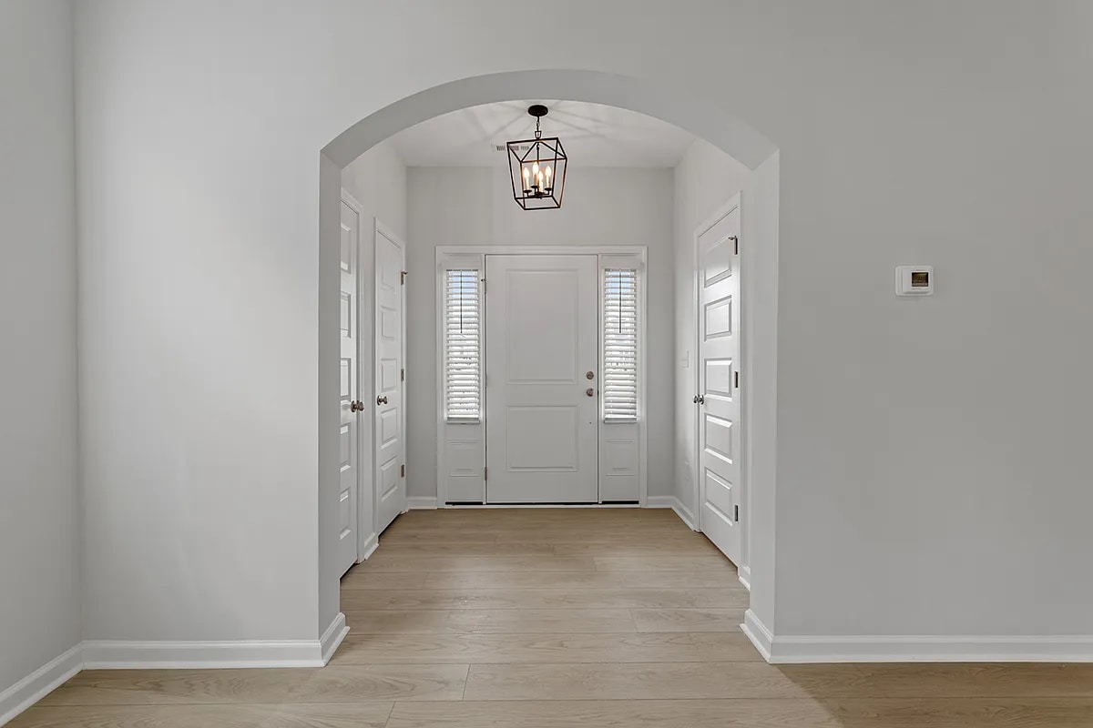 Building Photo - 209 Meadowbark Bnd