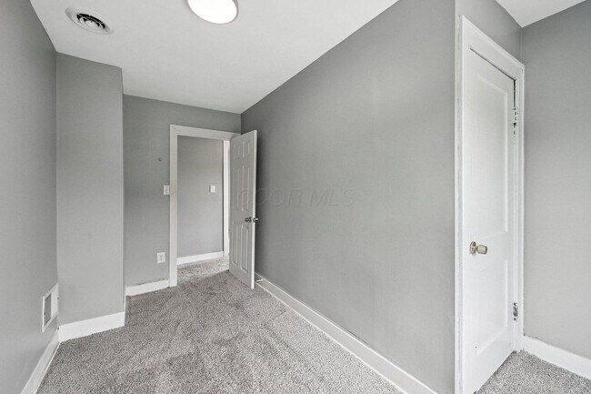 Building Photo - 1025 Howard St