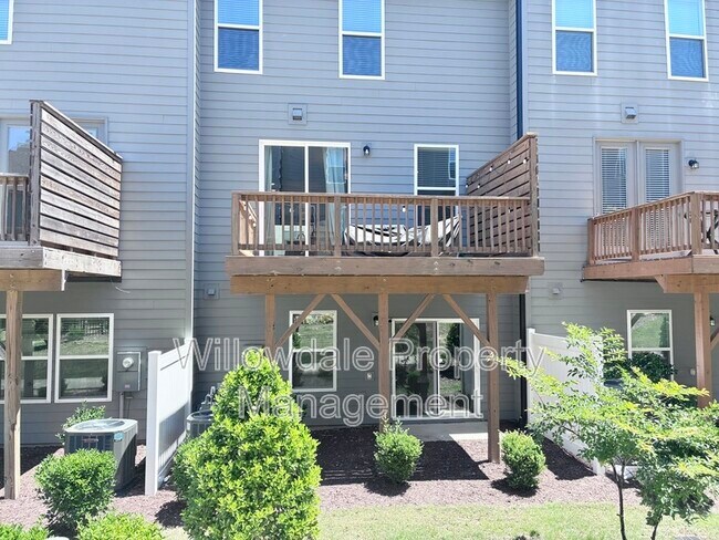 Building Photo - 1111 Kiernan Grove Ln