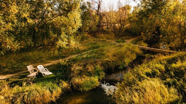 Building Photo - 86 Peno Rd