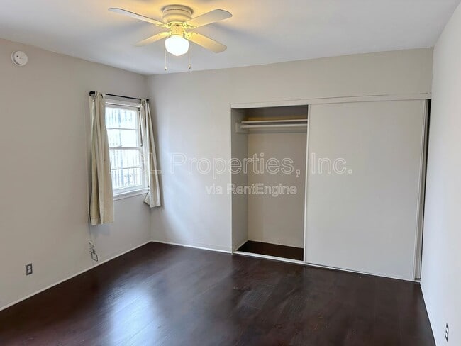 Building Photo - 7941 Blackburn Ave