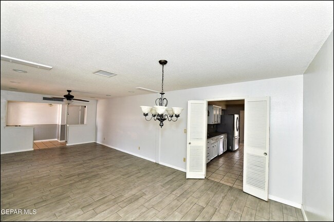 Building Photo - 9125 W H Burges Dr