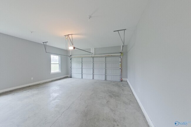 Building Photo - 1515 New Prospect Rd