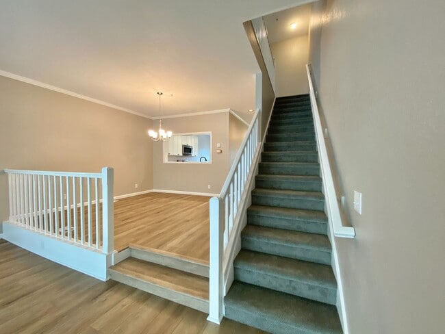 Building Photo - Updated 2 Bed 2 Story Napa Valley Club Con...