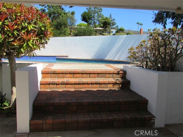 Building Photo - 1456 Vía Coronel
