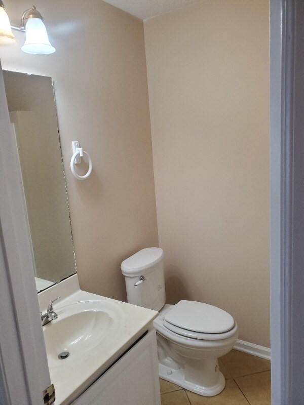 Building Photo - 8100 Webster Ct NE