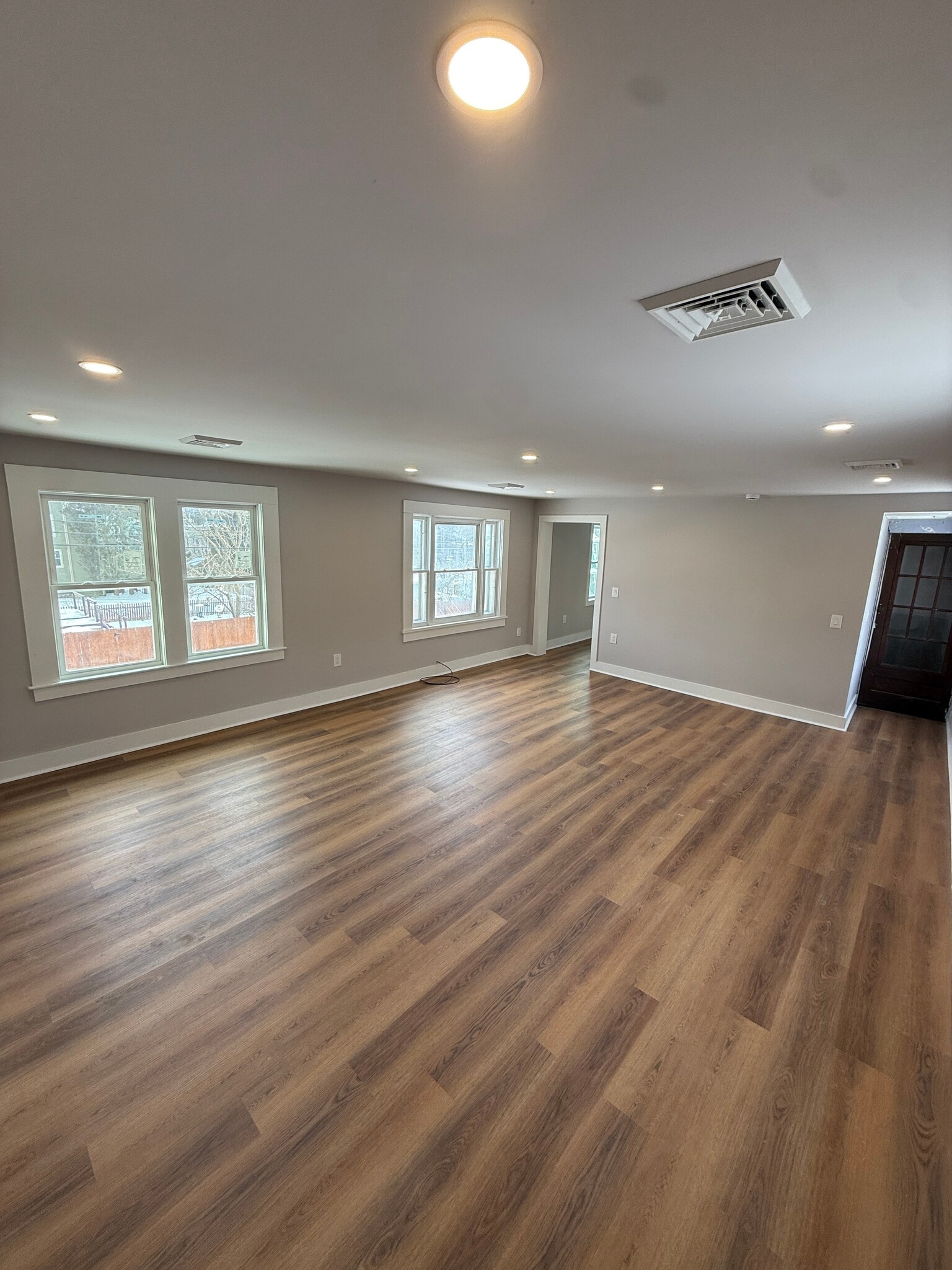 Building Photo - 184 Church St