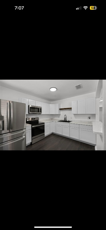 Building Photo - 1301 Ave L