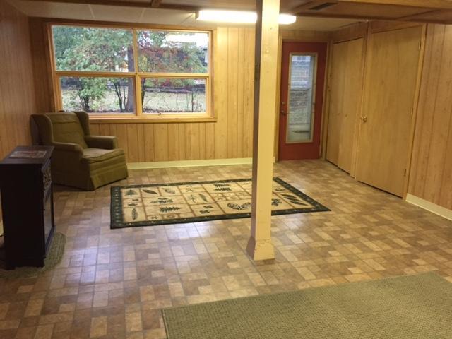Building Photo - 430 Waubun Dr