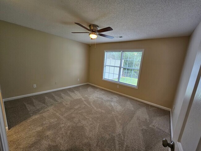 Building Photo - 1802/1804 Barberry Dr