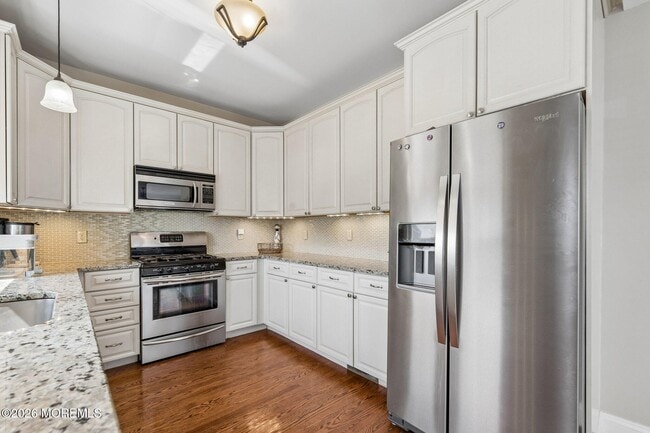 Building Photo - 45 E Pampano Dr