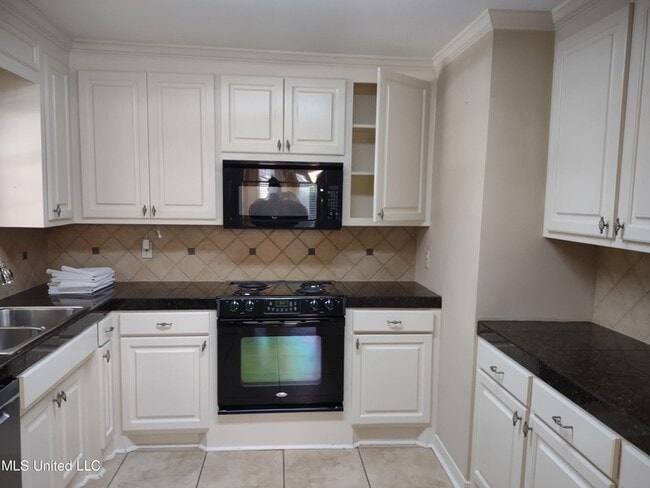 Building Photo - 336 Pebble Creek Dr