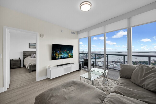 Building Photo - 888 Biscayne Blvd