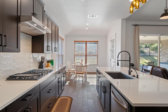 Building Photo - 7625 Alouette Dr