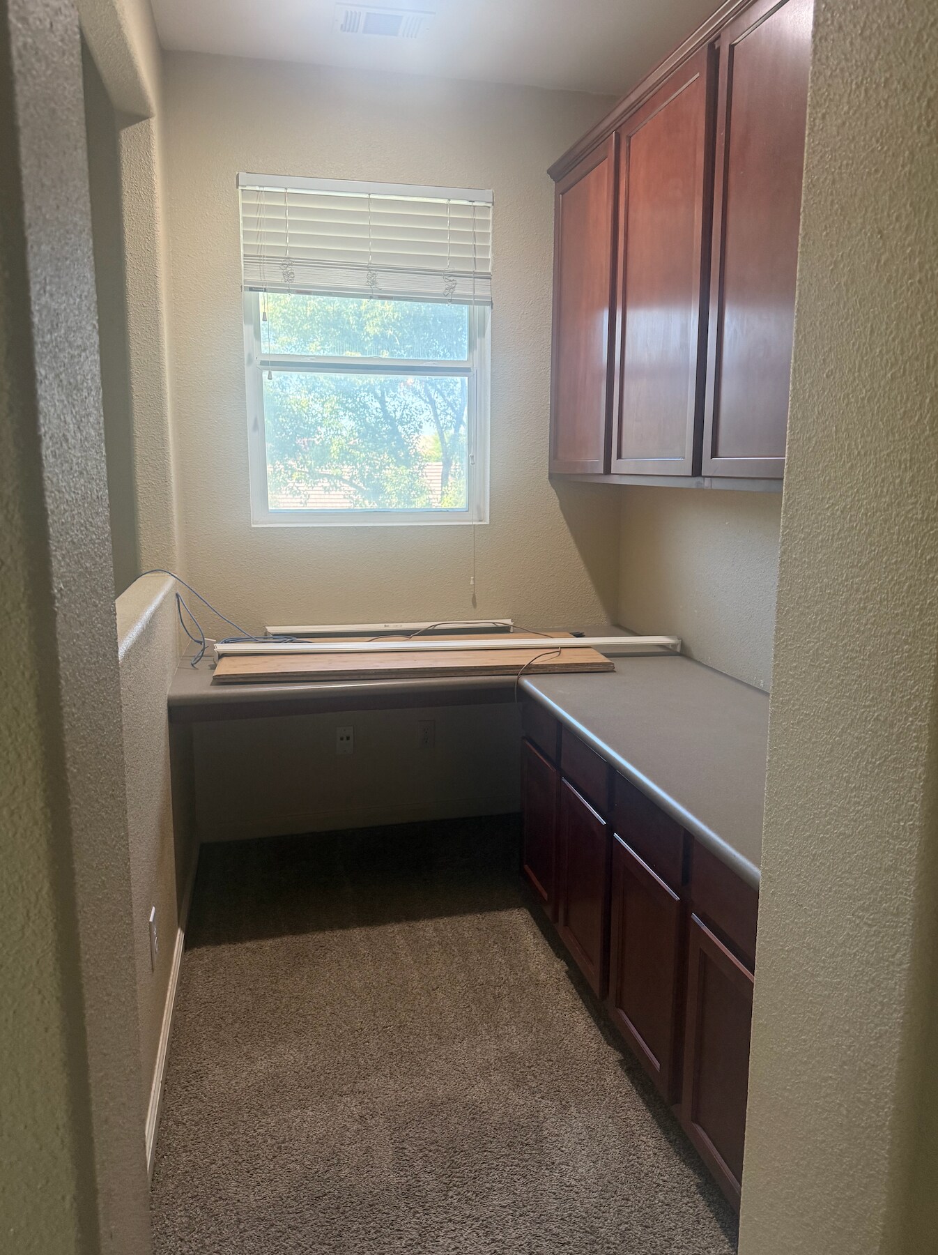 office - 958 Ryan Ave