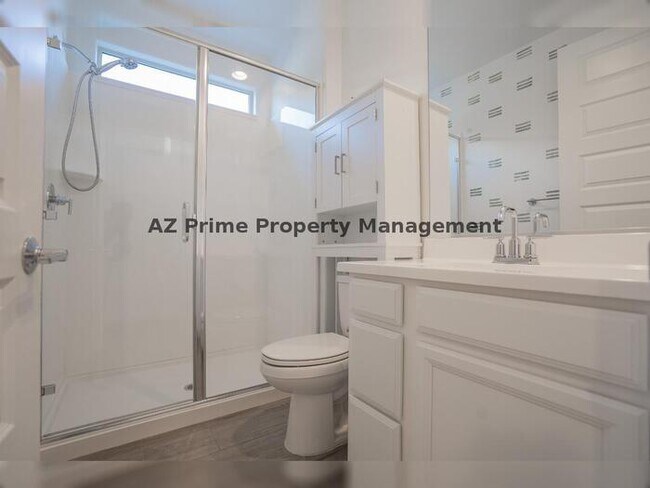 Building Photo - 3719 S 63rd Dr