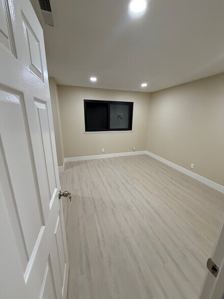 Building Photo - 3579 Haig St