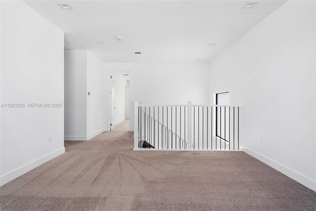 Building Photo - 9362 Tulip Leaf Ct