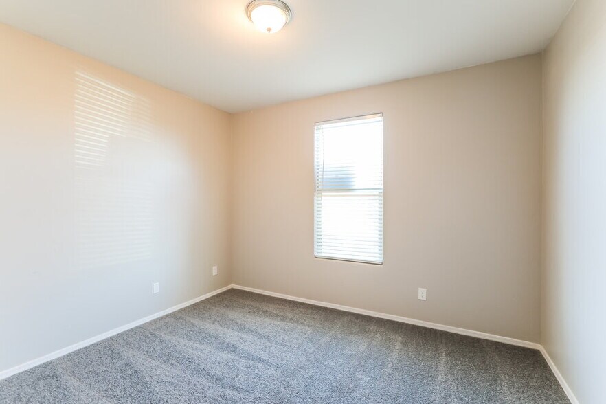 Building Photo - 15422 Camino Napo