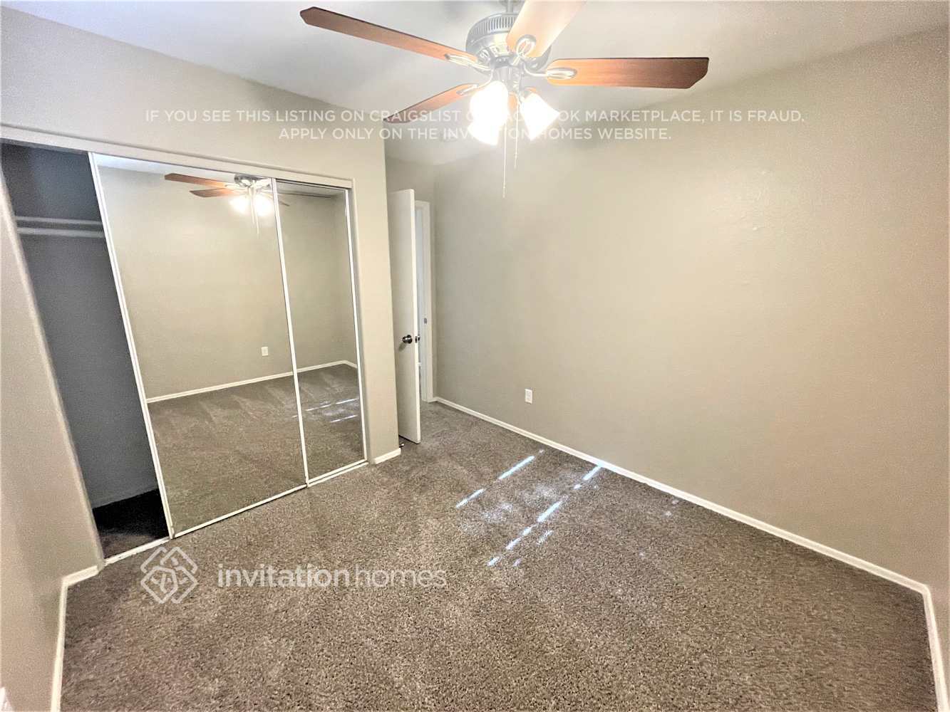 Building Photo - 1576 E Orchid Ct
