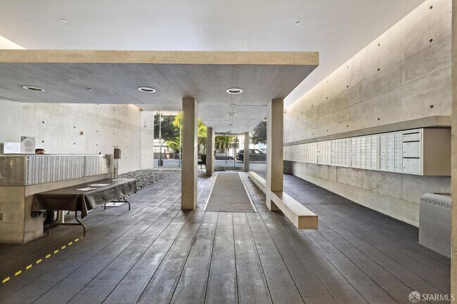 Building Photo - 855 Folsom St