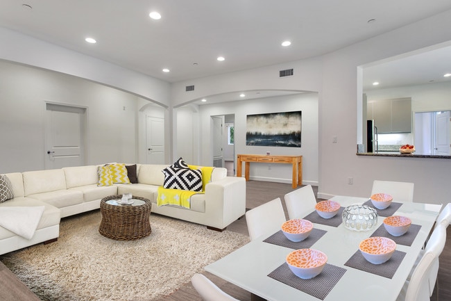 Building Photo - The Den On Levering