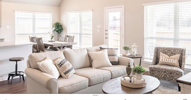 Building Photo - 1026 Tomball Downs Dr