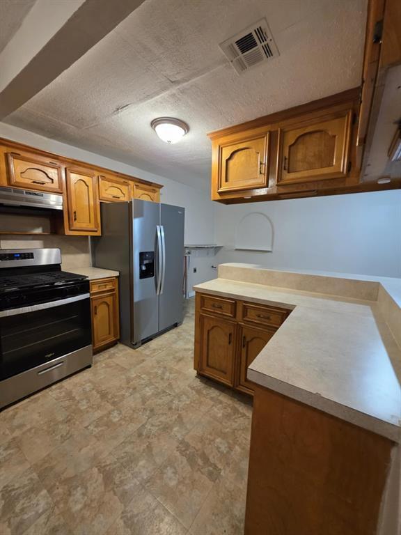 Building Photo - 6109 Saxon Dr