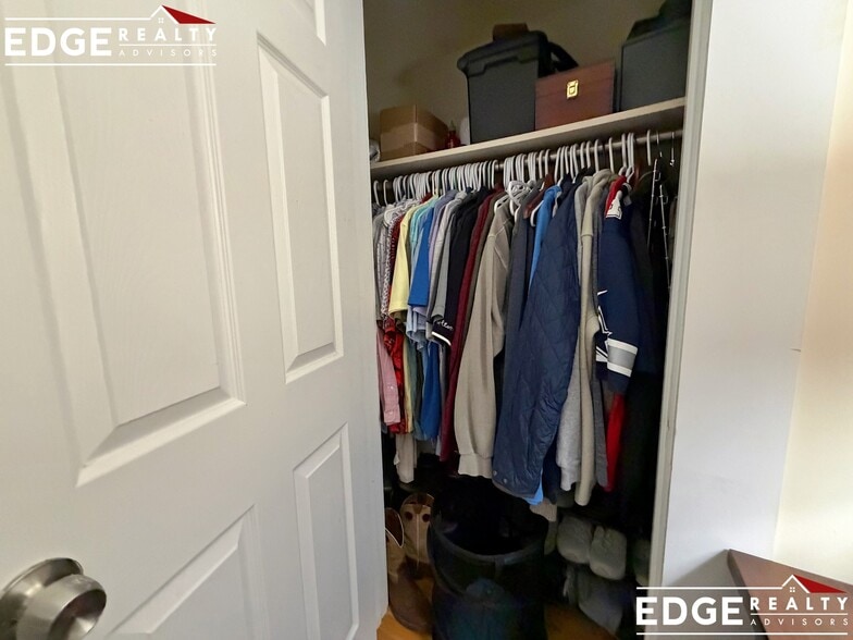 Building Photo - 471 Cambridge St